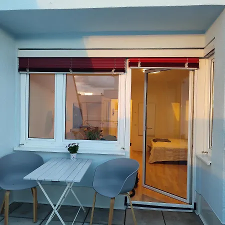 Mit Terrasse In Zentraler Lage