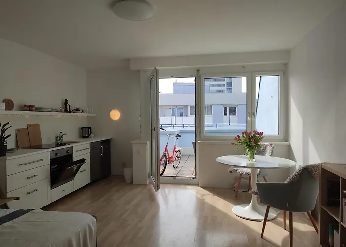 Mit Terrasse In Zentraler Lage * Graz